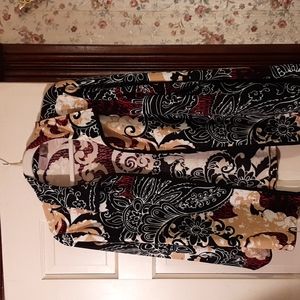 Beautiful, comfy jacket!  Black, white, red, and cream.